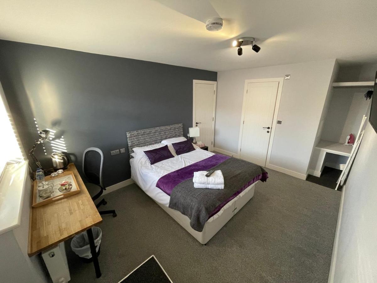 Arlan House, Central Basingstoke Hotel Esterno foto