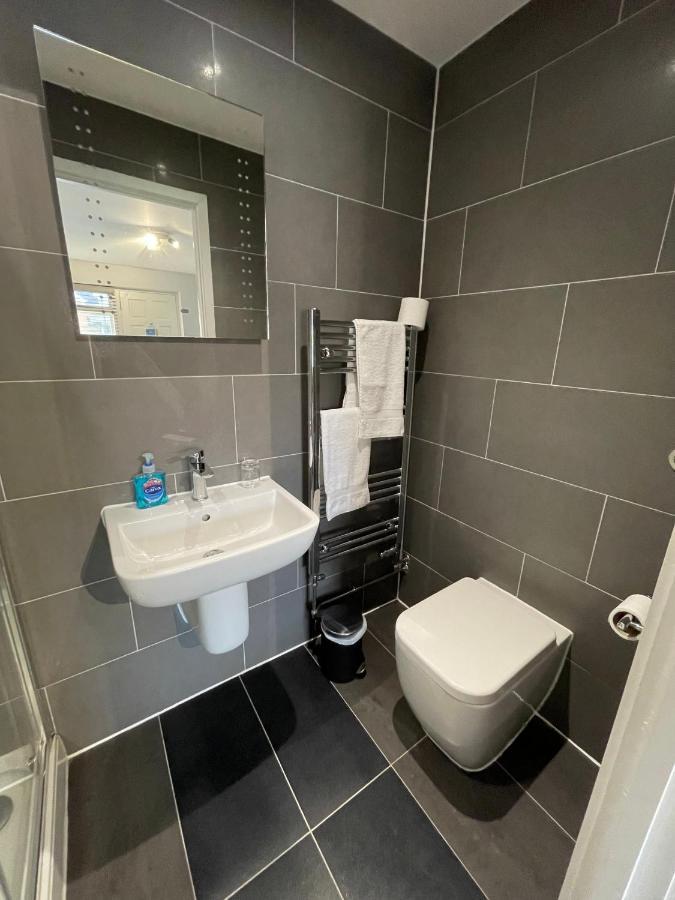 Arlan House, Central Basingstoke Hotel Esterno foto
