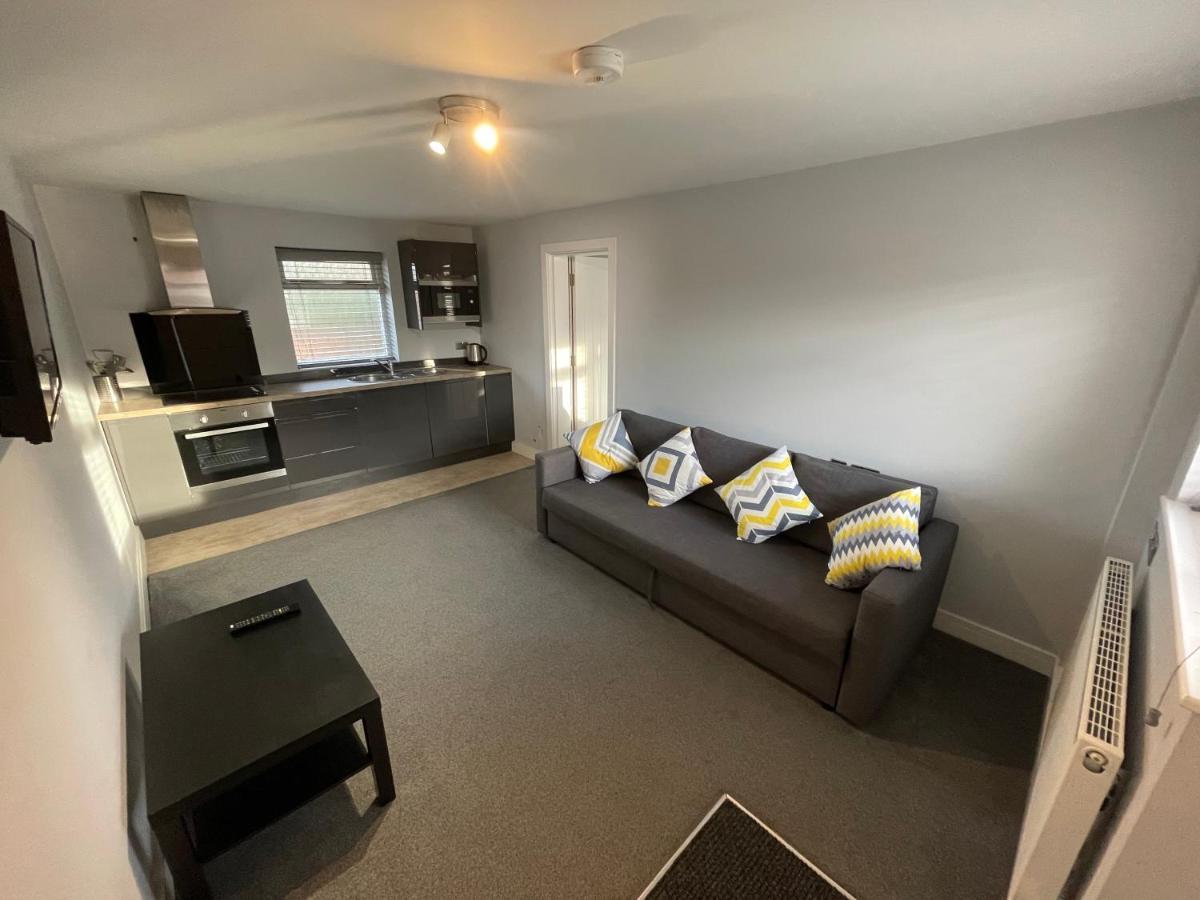 Arlan House, Central Basingstoke Hotel Esterno foto